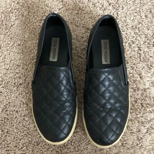 Steve Madden quilted flats